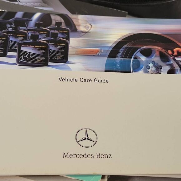 Mercedes-Benz 2005 C-Class Sedan Operator Manual C 230 C 240 C320 car Owner Book - Picture 6 of 16